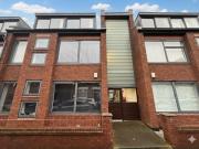 2 bedroom apartment for rent in Heald Street, Garston,...