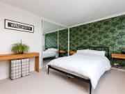 2 bedroom apartment for rent in Heathfield Road, London,...