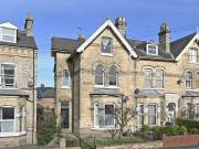 2 bedroom apartment for rent in Heslington Road York...