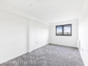 2 bedroom apartment for rent in High Road, N20