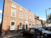 2 bedroom apartment for rent in High Street Norton...
