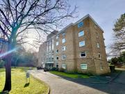 2 bedroom apartment for rent in Hurst Hill, Poole, BH14