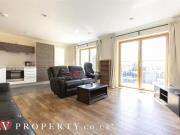 2 bedroom apartment for rent in Irving Street, City...