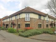 2 bedroom apartment for rent in Langmuir Court Shenley...
