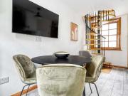 2 bedroom apartment for rent in Weavers, London