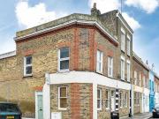 2 Bedroom Apartment For Rent In London