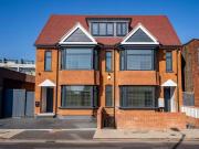 2 bedroom apartment for rent in London Road, St Albans,...