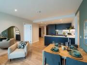 2 bedroom apartment for rent in Lyon Queensway,...