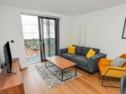 2 Bedroom Apartment For Rent In Manhattan Building