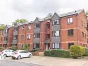 2 bedroom apartment for rent in Mariners Heights,...