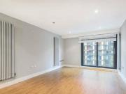 2 bedroom apartment for rent in Millharbour London E14