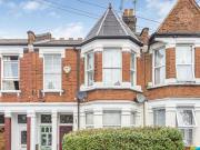 2 Bedroom Apartment For Rent In Muswell Hill, London