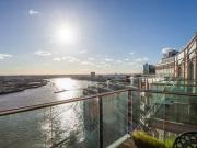 2 bedroom apartment for rent in New Providence Wharf E14