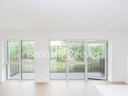 2 Bedroom Apartment For Rent In Parrs Way