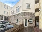 2 bedroom apartment for rent in Peter Street, Shepton...