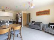 2 bedroom apartment for rent in Postbox, Upper Marshall...