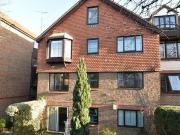 2 Bedroom Apartment For Rent In Purley, Croydon london...