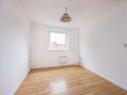 2 bedroom apartment for rent in Queen Street,...