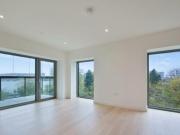 2 Bedroom Apartment For Rent In Riverscape, London