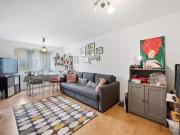 2 bedroom apartment for rent in Riverside Close, London, E5