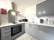 2 bedroom apartment for rent in Room 1 Leaper Street,...