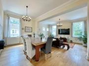 2 bedroom apartment for rent in Royal Victoria...