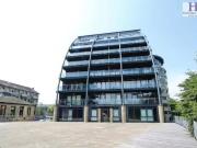 2 bedroom apartment for rent in Salts Mill Road,...