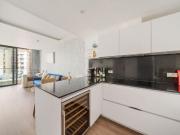 2 bedroom apartment for rent in Satin House, Piazza Walk, E1