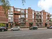 2 bedroom apartment for rent in Sheridan House, Wincott...