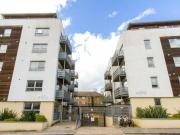 2 Bedroom Apartment For Rent In Springfield Road, Brighton