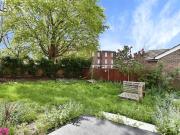 2 bedroom apartment for rent in Thornton Avenue,...