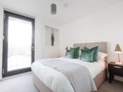 2 bedroom apartment for rent in Trentham Street,...