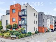 2 bedroom apartment for rent in Walnut Tree Close,...