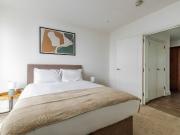 2 bedroom apartment for rent in Wandsworth Road, London, SW8