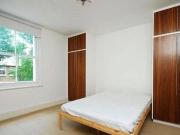 2 Bedroom Apartment For Rent In West Kensington, London