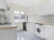 2 bedroom apartment for rent in Westmead Road, Sutton