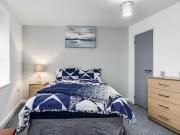 2 bedroom apartment for rent in Whimple Street,...