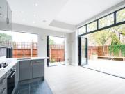 2 Bedroom Apartment For Rent In Willesden Green