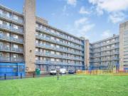 2 bedroom apartment for rent in Woolridge Way, London, E9