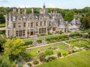 2 bedroom country house for sale