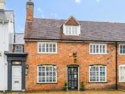 2 Bedroom Apartment For Sale In Alton, Hampshire