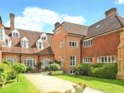2 Bedroom Apartment For Sale In Banstead, Surrey