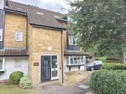 2 bedroom apartment for sale in Boleyn Way, Barnet, EN5