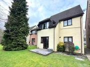 2 Bedroom Apartment For Sale In Bovingdon