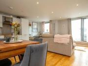 2 Bedroom Apartment For Sale In Bristol