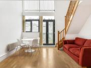 2 bedroom apartment for sale in Curtain Road, London, EC2A