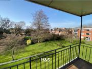 2 bedroom apartment for sale in Dorchester Court,...