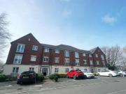 2 Bedroom Apartment For Sale In Dukinfield, Greater...