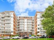 2 Bedroom Apartment For Sale In Finchley