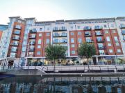 2 bedroom apartment for sale in Gunwharf Quays,...